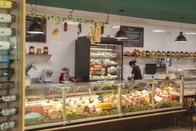 Flora’s Italian Eatery